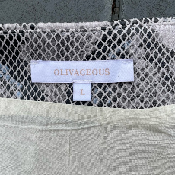 Olivaceous faux snakeskin mini skirt size Large - Picture 4 of 4